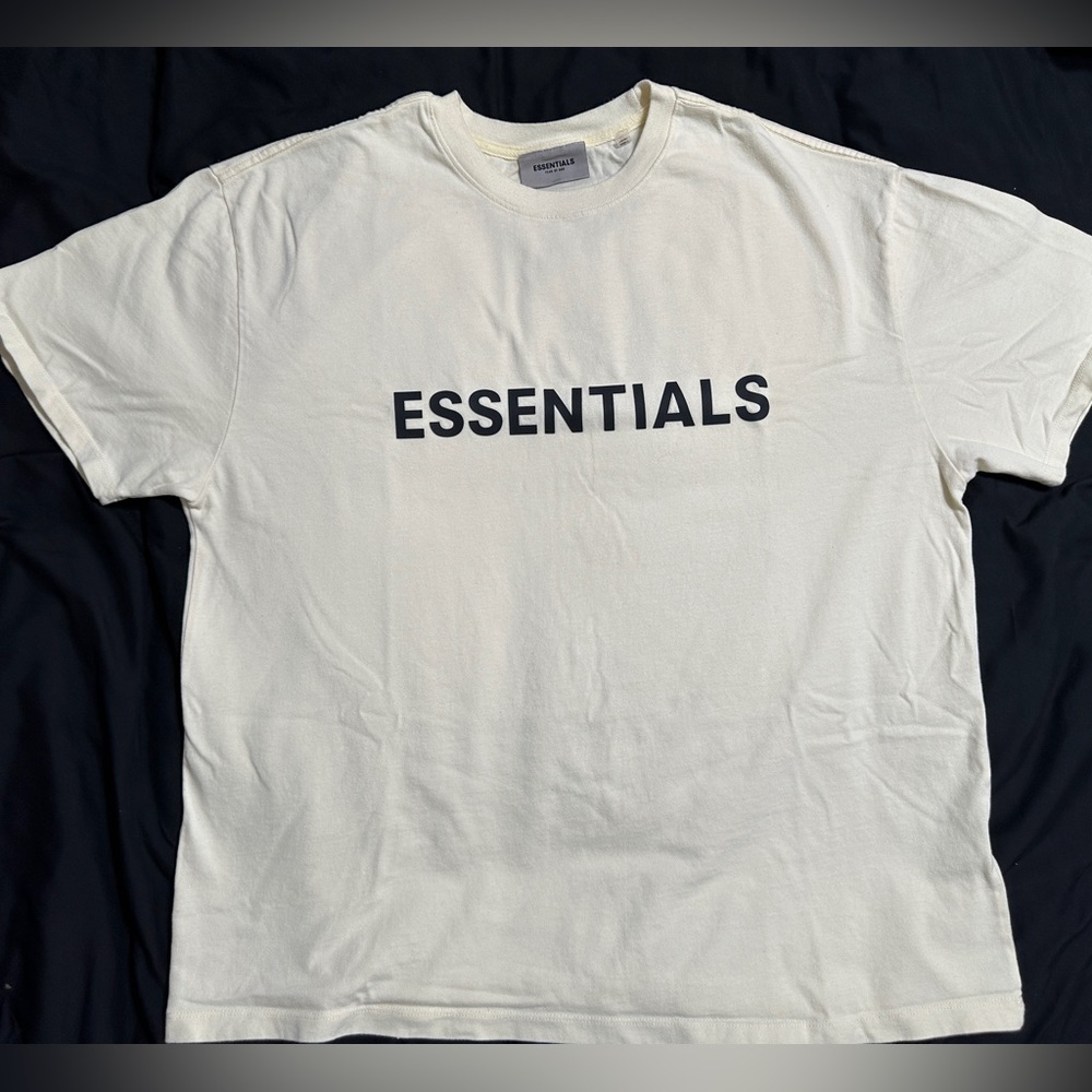 FOG Essentials Tee